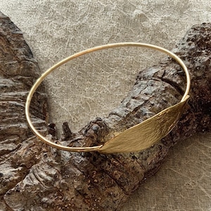 Olive leaf bracelet, Real Leaf jewelry, Everyday delicate  Leaf bracelet, Nature leaf jewelry, Gold plated leaf bracelet, Gift for her,