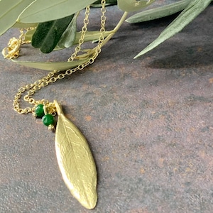 Olijfbladhanger ketting, bladsieraden, natuurbladsieraden, sieraden geïnspireerd op de olijfbomen in de regio Galilea van het Heilige Land