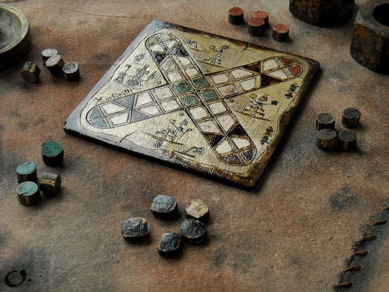 Patolli Small Handmade Board Game, Ancient Mayan Miniature Portable Table Game 2-4 Players, Antique Mesoamerican Pyrography Art 20 X 20 cm image 5