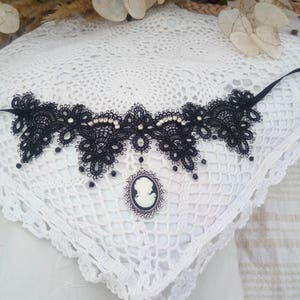 Victorian Lace Choker, Gothic Cameo Necklace, Steampunk Choker, Steampunk Necklace, Victorian Choker, Victorian Necklace, Gothic Choker