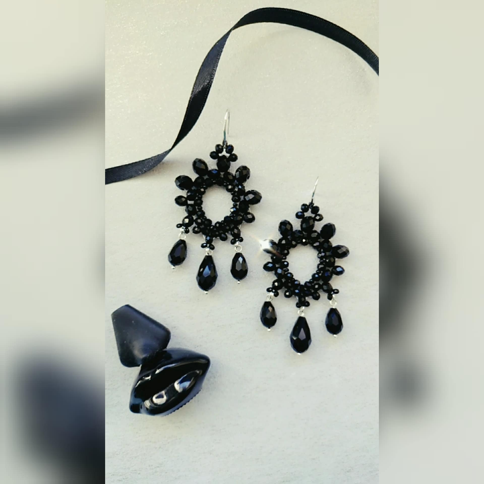 Black gothic earrings, Jet black Statement earrings, Victorian earrings, Black drop earings, Leaf earrings Black tear drop Big earrings