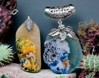 Collier perruche, bijoux perruche, portrait d'oiseau de compagnie, animal exotique, accessoire tropical, pendentif peint à la main, cadeau pour amoureux des oiseaux