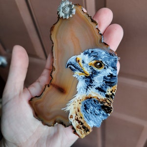 American kestrel, Falcon painting, Hand painted rock, Stone ornament, Wild bird artwork, Wildlife art, Rustic decoration, Cottage cabin image 5