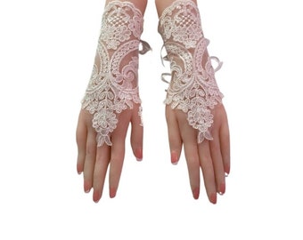 Bridal lace gloves, wedding gloves, bridesmaid gift, wedding accessories, bridal accessories, wedding day gift