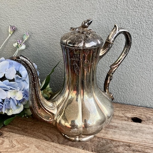 Antique Silver Plated Coffee/Tea Pot: Elegant E.P.N.S Hinged Lid