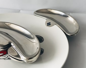 Vintage set of 6 stainless bone dishes.