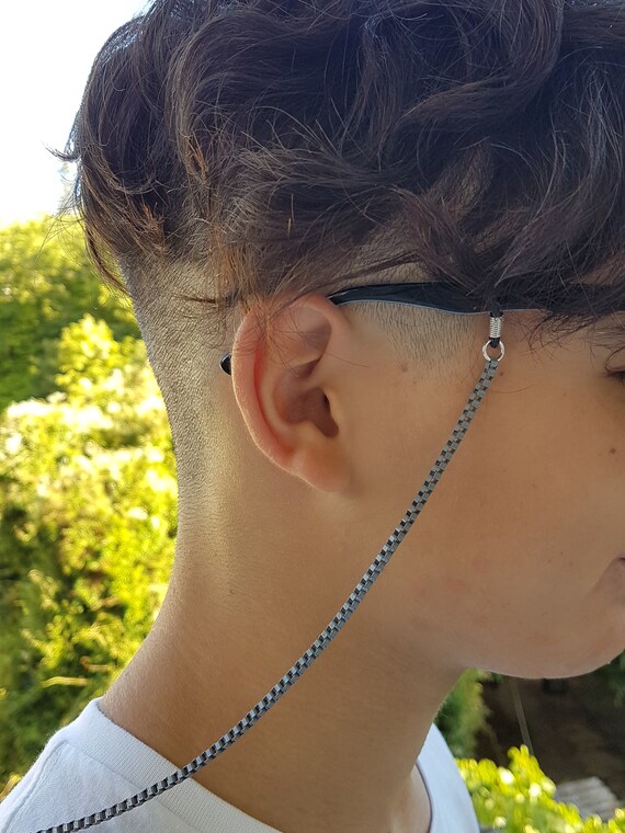 eyeglass necklace for men