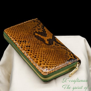 Artisan Craftsmanship - Hand-Stitched with Messi Linen