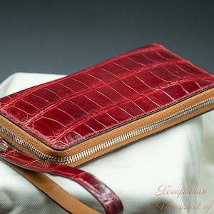 Cartera a medida hecha a mano con piel de cocodrilo roja: bolso de mano de lujo para mujer con acabado brillante, idea de regalo perfecta para ella.
