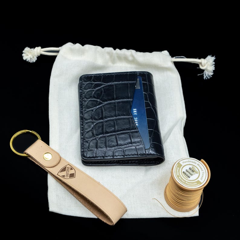 Slim Black Alligator Card Wallet, Handcrafted Leather Cardholder with 6 slots. image 5