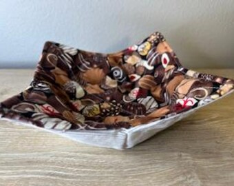 ciotola accogliente per cibi caldi e freddi