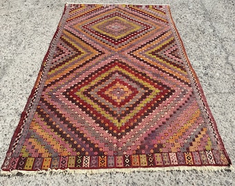 Kilim red Rugs for living room, Kelim Teppich, Handmade Rug, Vintage rug, Area Rug, bohemian rug, kilim rug, 5'6” x 9’9” ft, Tapis,