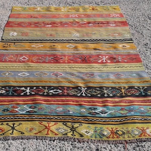 5x7 area kilim rug