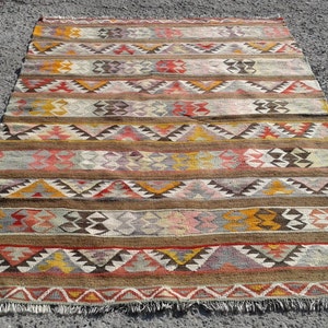 5x7 Area Turkish kilim rug, Decorative Rug Handmade Rug, Home Decor Vintage Rug Bohemian Rug 5&#39;3&quot;x 7&#39;4&quot;ft  kilim Rug