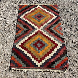 3 x 5 Fuß kleiner türkischer Kelim Teppich - Boho Kelim Teppich - Vintage Kelim Teppich - Anatolischer türkischer Teppich