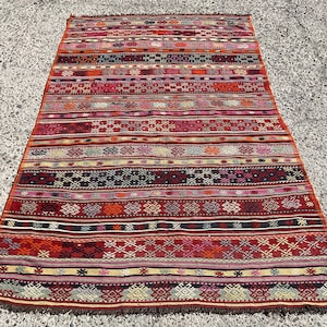 6x9 Large kilim rug | Area kilim rug | vintage kilim rug | Rug for livingroom | Kelim teppich | Turkish Kilim | 5&#39;2&quot; x 9&#39;7&quot;ft | Bedroom Rug