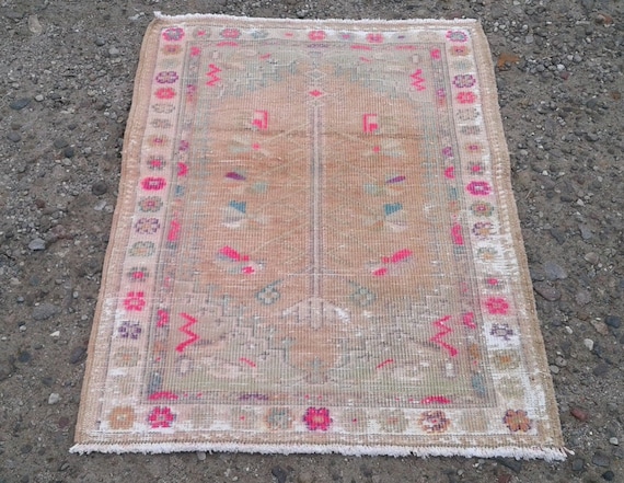 Turkish Doormat Vintage handmade rug, Handwoven kilim Rug, rugs for living room, 2’10” x 3’11” ft, bedroom Rug, Oriental Rug, floor rug
