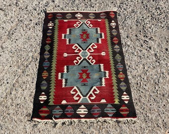 3x5 Turkish kilim rug, bohemian kilim rug, vintage kilim rug,Anatolian Turkish rug, small rug, Turkish Kilim 2'10" x4'2" ft  kilim Rug