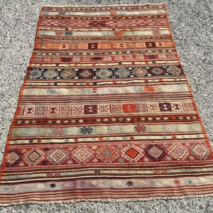 Kilim red Rugs for living room, Kelim Teppich, Handmade Rug, Vintage rug, Area Rug, bohemian rug, kilim rug, 5&#39;4” x 8’7” ft, Tapis,