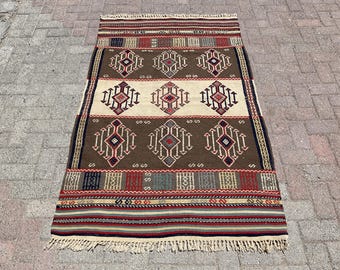 4 x 6 ft Medium Area kelim matta, Kilim Rug, Vintage matta, Mattor för vardagsrum, Anatolia matta, sovrum kelim matta, kelim,