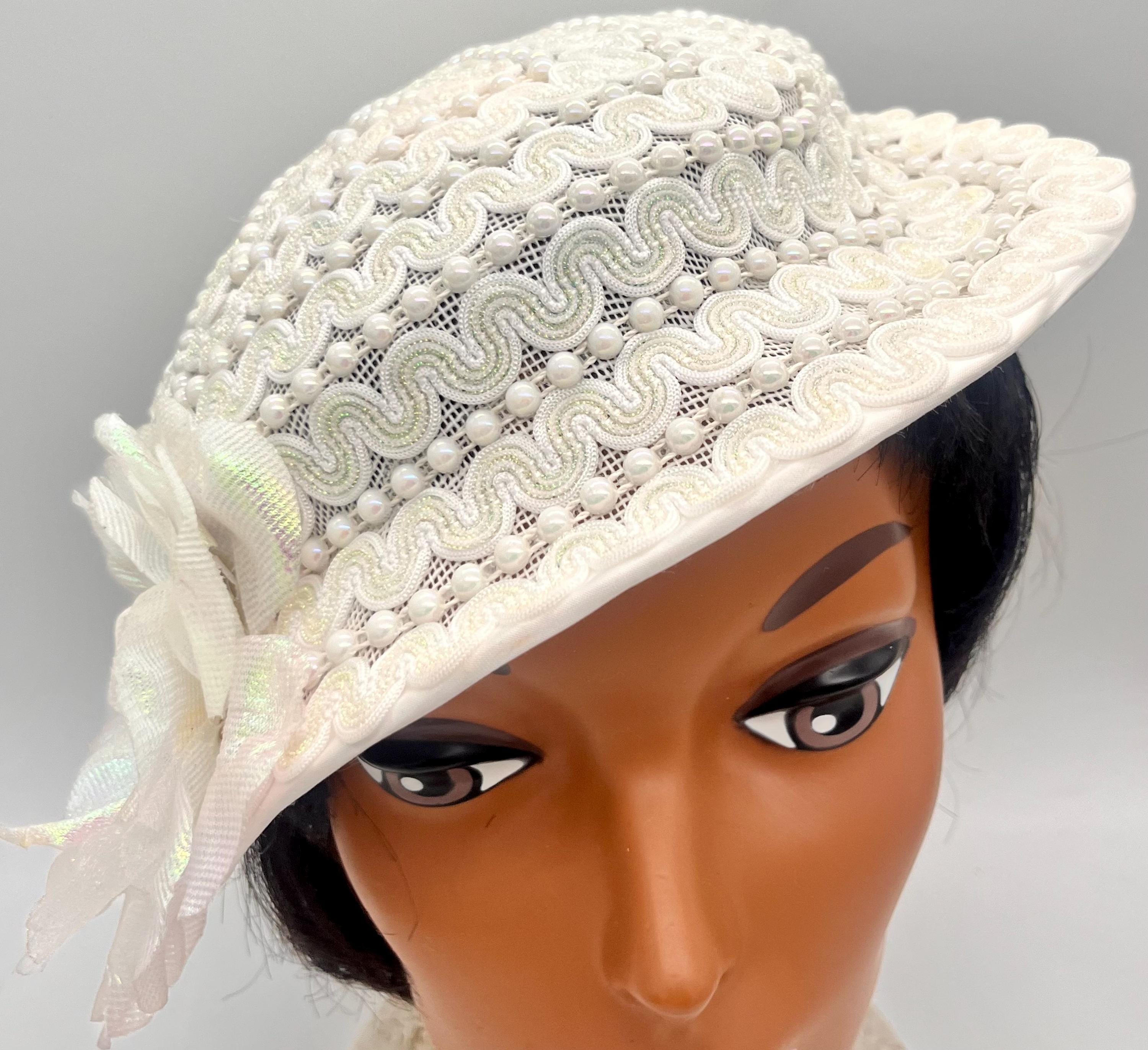 Elegant Vintage White Beaded Church Hat White Elegant Pearl Beaded Church Fascinator Hat With Veil  main image 3
