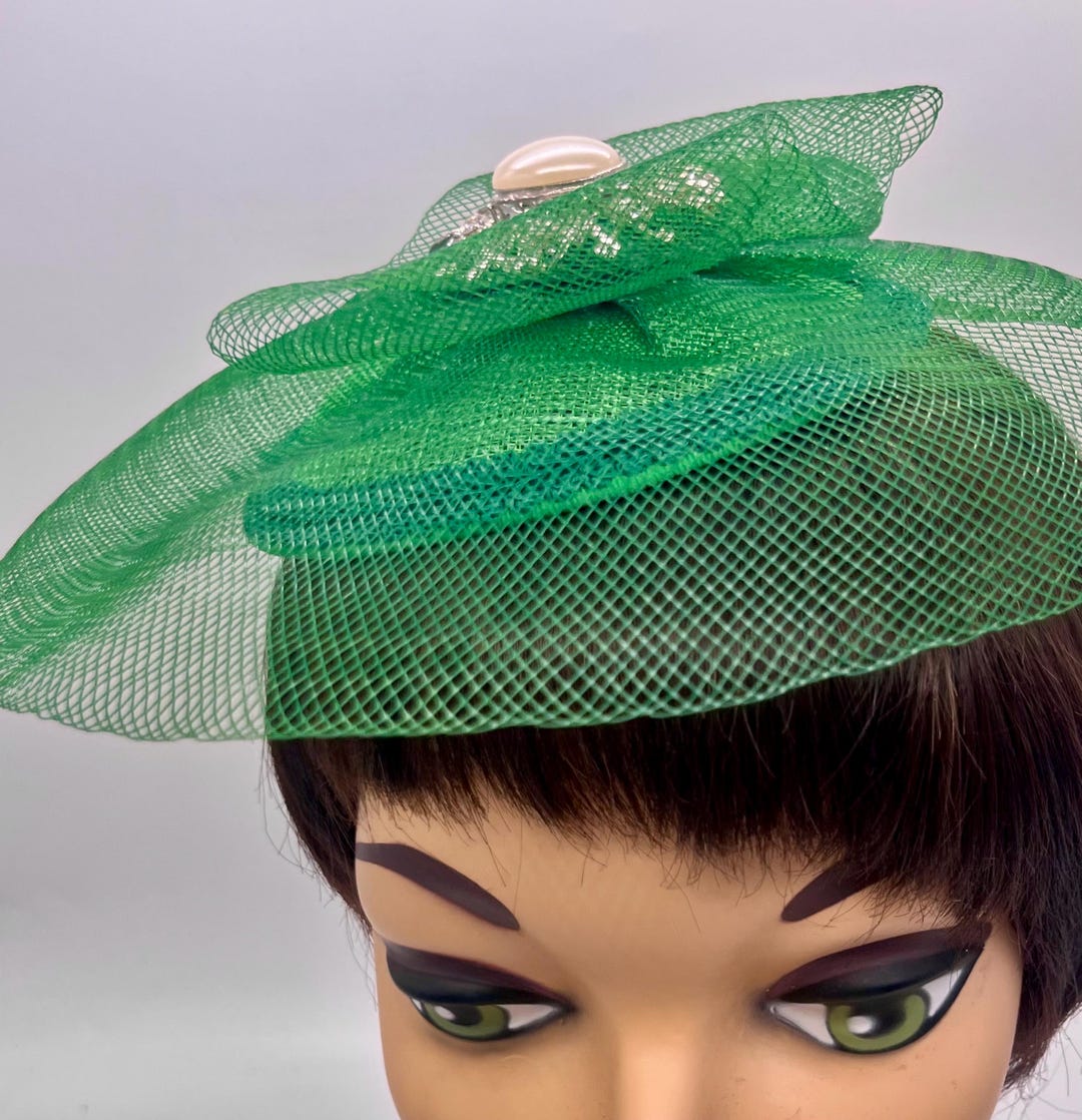 FA3472 Rosewood-WHT-BLK Church Fascinator main image 0