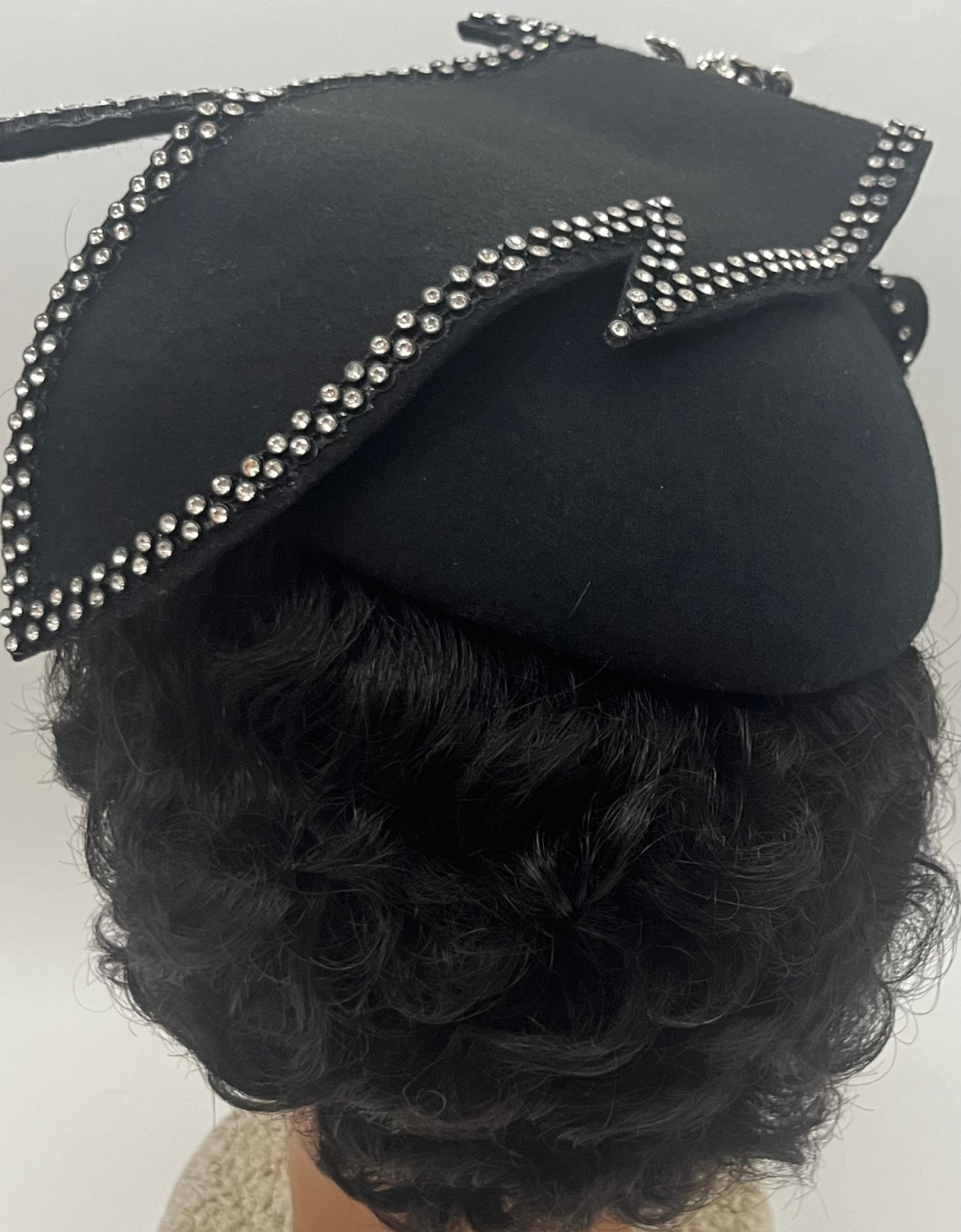 Black Wool Pillbox Hat: Rhinestone Leaf, Pearl Brooch - Etsy display picture 2