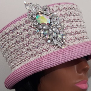 Pink church hat small brim women fancy rhinestone trim brooch ivory trim tea garden derby party mom day birthday Easter Christmas gift