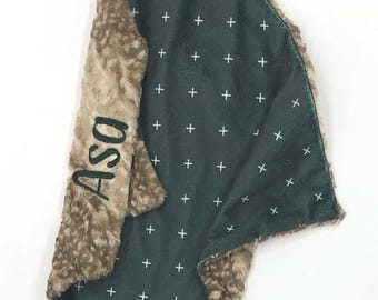 Manta de bebé personalizada de Minky verde oliva - Fawn Fur Lovey