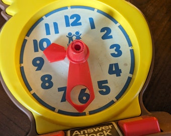 Vintage Owl Answer Clock
