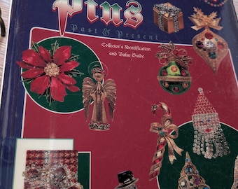 Christmas Pins Collector's Guide Book: Vintage Holiday Jewelry