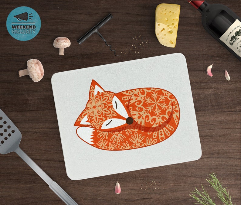 MugFirm Sleeping Fox Cutting Board - Thumbnail 2