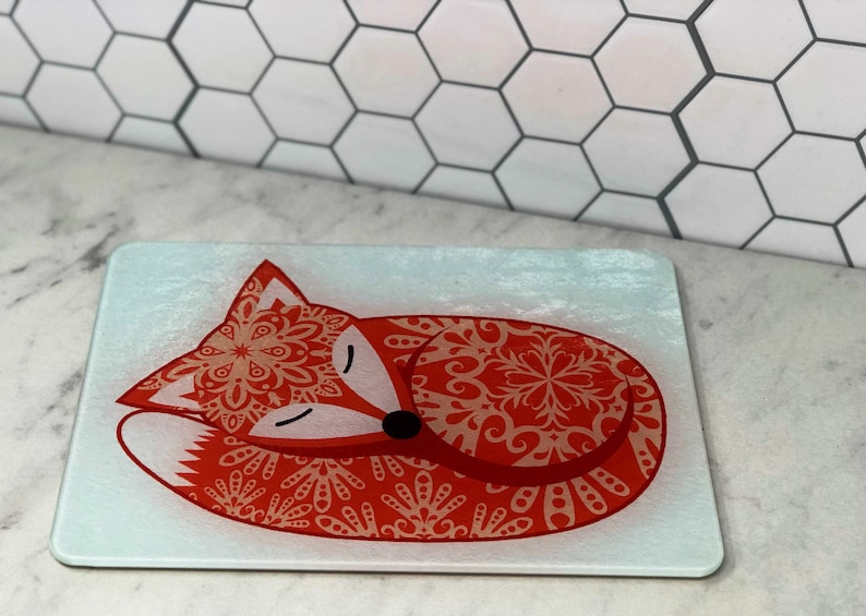 MugFirm Sleeping Fox Cutting Board - Thumbnail 4