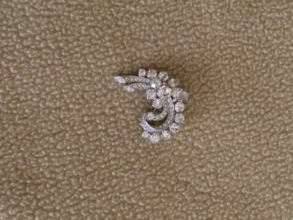 Vintage Eisenberg Ice Signed Rhinestone Brooch - image 1