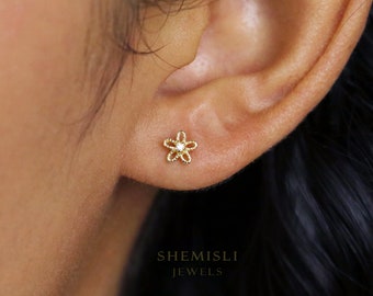 Tiny Open Flower Studs, Forget Me Not Earrings, Gold, Silver SHEMISLI SS154 Butterfly End, SS791 Screw Ball End (Type A)