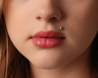 Tiny Teardrop Threadless Flat Back Lip Stud, 16ga, 6,7,8,10mm Surgical Steel SHEMISLI SS851