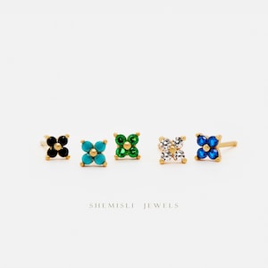 Tiny Clover Flower Stud, White, Emerald, Turquoise, Sapphire, Black, Unisex, Gold, Silver SHEMISLI SS040, SS079, SS080, SS246, SS247