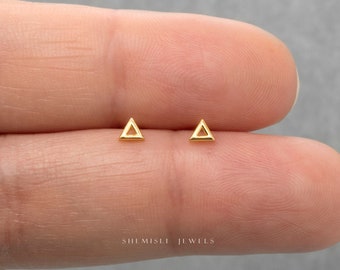 Super Tiny Open Triangle, Gold, Silver SHEMISLI SS251 Butterfly End, SS484 Screw Ball End (Type A)