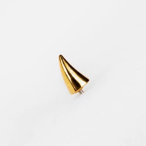 Curved Spike Stud, Threadless Flat Back Earring, Minimalist Style, A-SS1140