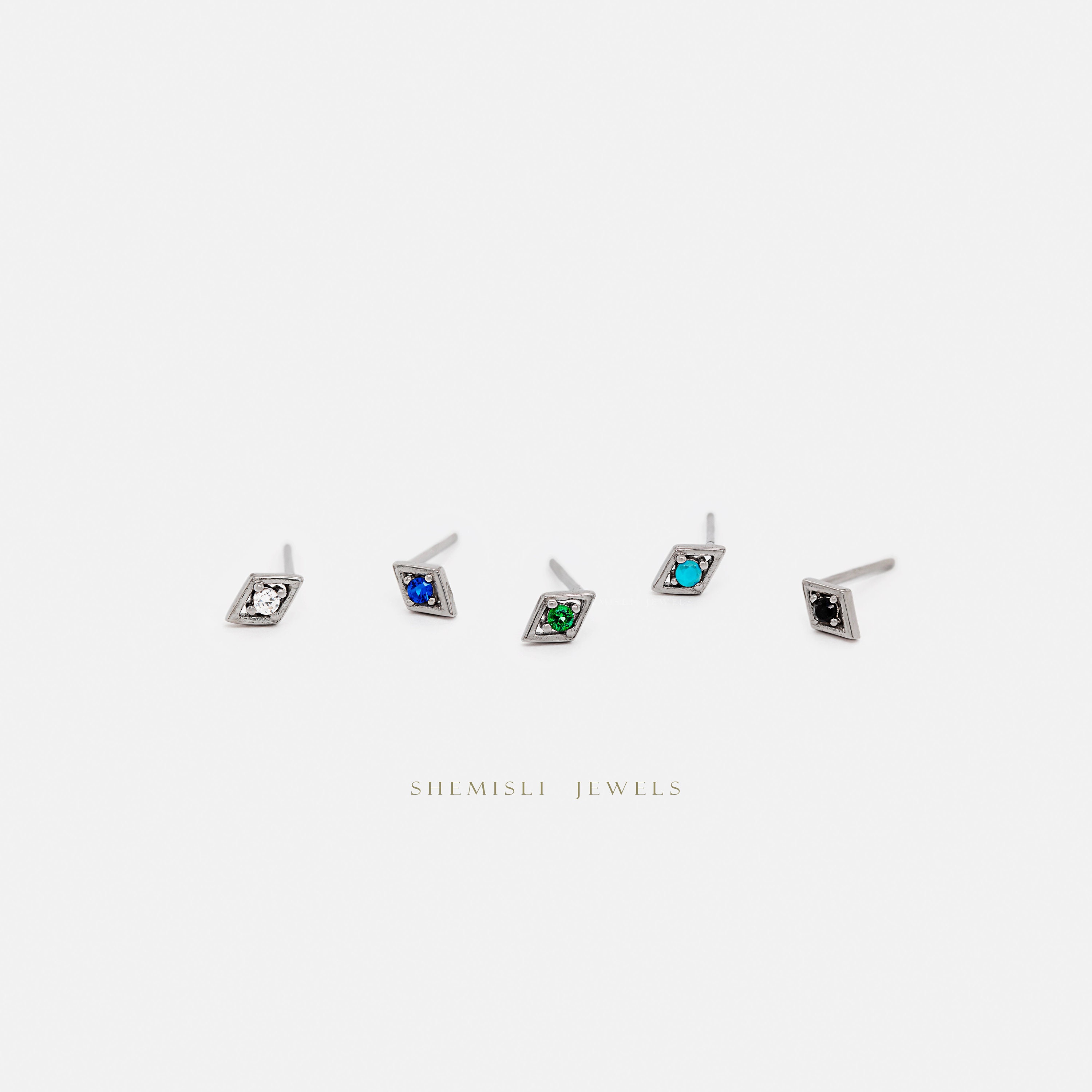 ランキング2025 CZ Tiny Diamond Turquoise Emerald, White, Stud, Shape ぬいぐるみ