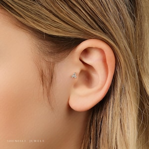 Tiny 3-Petal White Flower Threadless Flat Back Tragus Stud, 20,18,16ga, 5-10mm, Unisex, Surgical Steel, SHEMISLI SS544