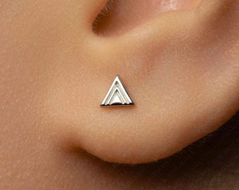 Engraved Two Triangles Stud, Threadless Flat Back Earring, Minimalist Style, A-SS1956