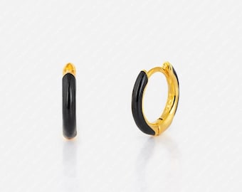 Black Enamel Hoop, Huggies Earring, Minimalist Style, A-SH514
