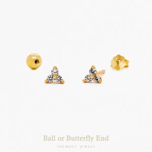 Tiny White Stone Clover Flower Stud, Unisex, Gold, Silver SHEMISLI SS039 Butterfly End, SS793 Screw Ball End (Type A)