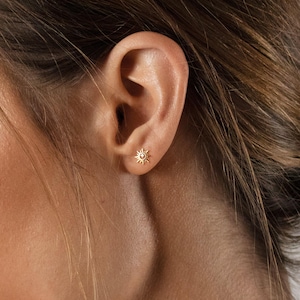 Tiny CZ Sun Stud Earring, Starburst Stud, Unisex, Gold, Silver SHEMISLI SS031 Butterfly End, SS795 Screw Ball End (Type A)