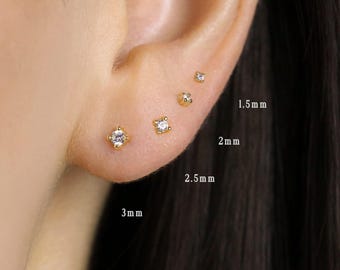 White CZ Stud 1.5, 2, 2.5, 3mm, Unisex, Gold, Silver SS221 White CZ Stud 1.5, 2, 2.5, 3mm, Unisex, Gold, Silver SS221