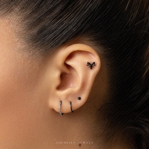 Boucle d'oreille sans filetage à dos plat, petit mouflon d'Amérique noir, tête de mort, acier doré, calibre 20,18,16, 5-10 mm unisexe, acier chirurgical SHEMISLI SS1033