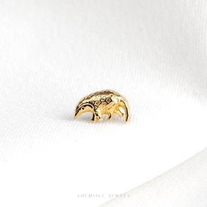 Pangolin Stud, Threadless Flat Back Earring, Minimalist Style, A-SS1085