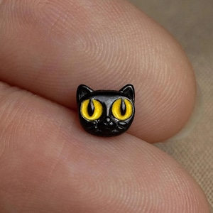 Clou d'oreille tête de chat noir, boucle d'oreille sans filet à dos plat, style minimaliste, A-SS1272