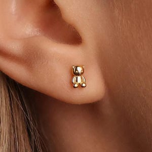 Teddy Bear Stud, Threadless Flat Back Earring, Minimalist Style, A-SS978